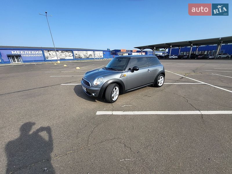 Хэтчбек MINI Hatch 2010 в Одессе