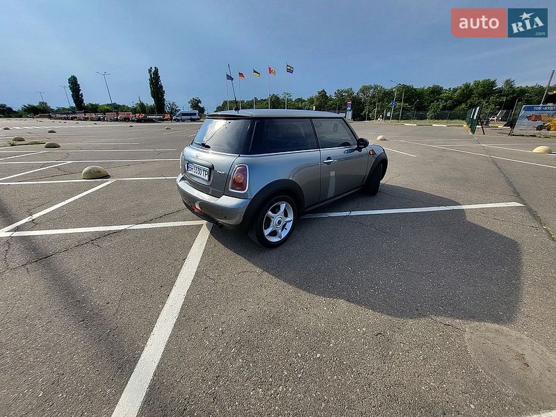 Хэтчбек MINI Hatch 2010 в Одессе