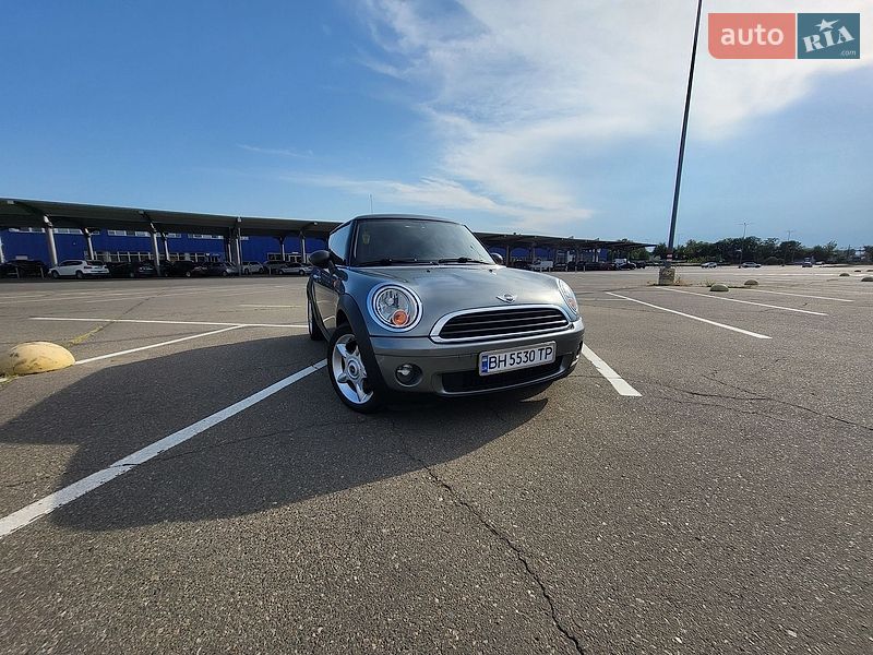Хэтчбек MINI Hatch 2010 в Одессе