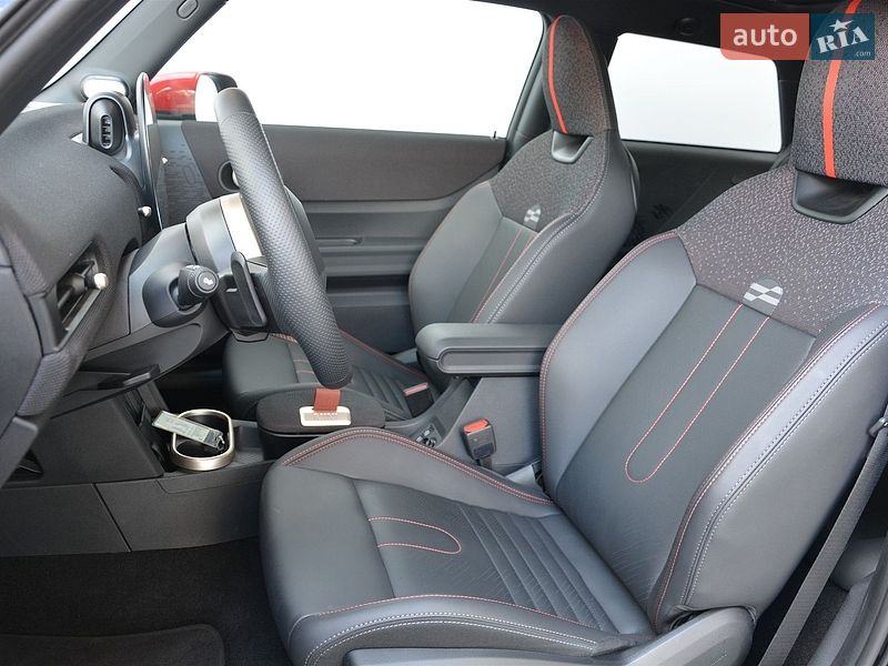 Хетчбек MINI Hatch 2025 в Києві
