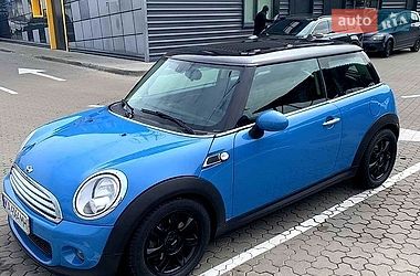 Хетчбек MINI Hatch 2013 в Києві