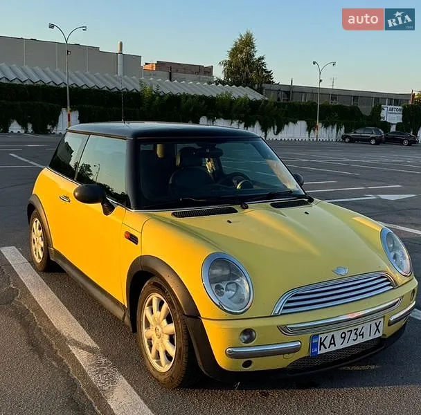 MINI Hatch 2003