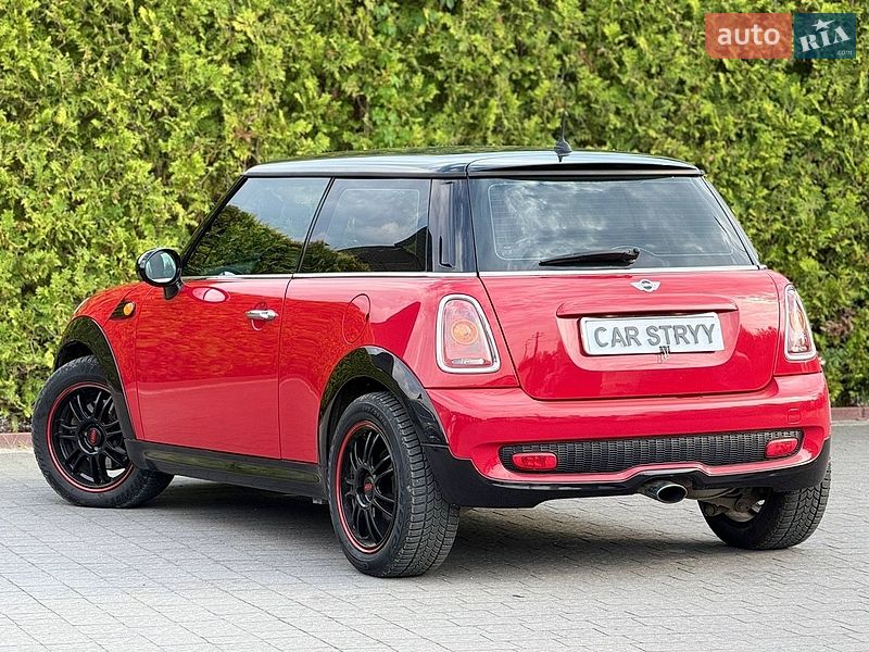 Хэтчбек MINI Hatch 2009 в Стрые