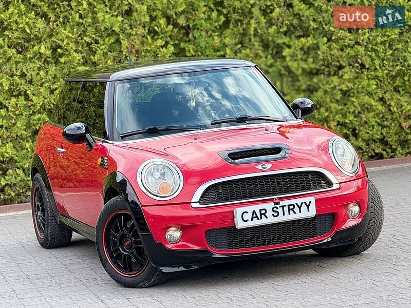 Хэтчбек MINI Hatch 2009 в Стрые
