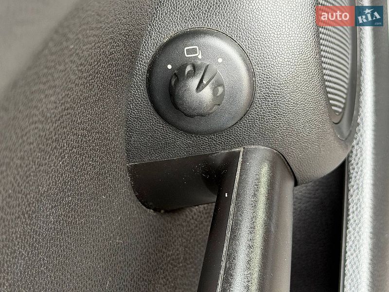 Хэтчбек MINI Hatch 2009 в Стрые