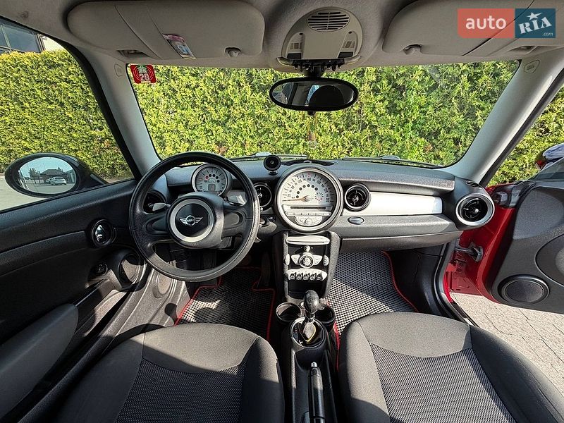 Хэтчбек MINI Hatch 2009 в Стрые