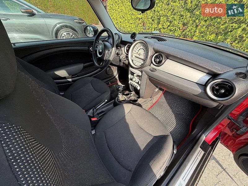 Хэтчбек MINI Hatch 2009 в Стрые