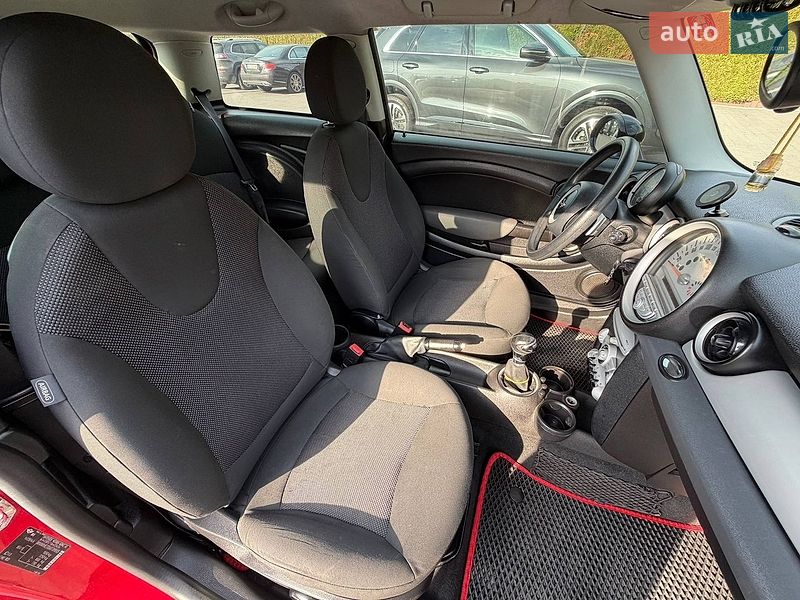 Хэтчбек MINI Hatch 2009 в Стрые