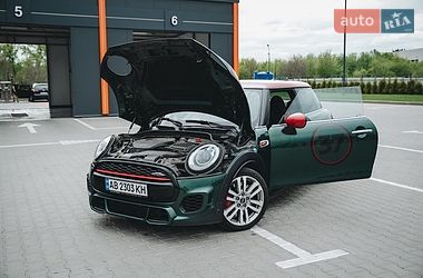 Хэтчбек MINI Hatch 2017 в Виннице фото 18 Хэтчбек MINI Hatch 2017 в Виннице