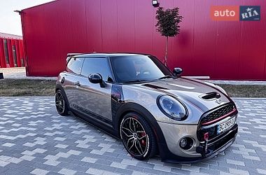 MINI Hatch  2017