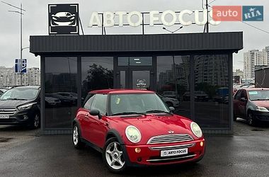 MINI Hatch  2005