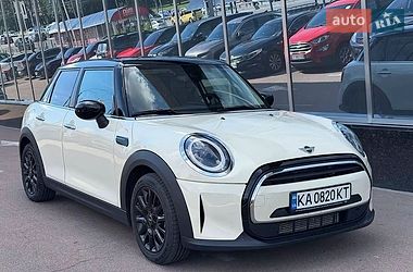 Хетчбек MINI Hatch 2022 в Києві