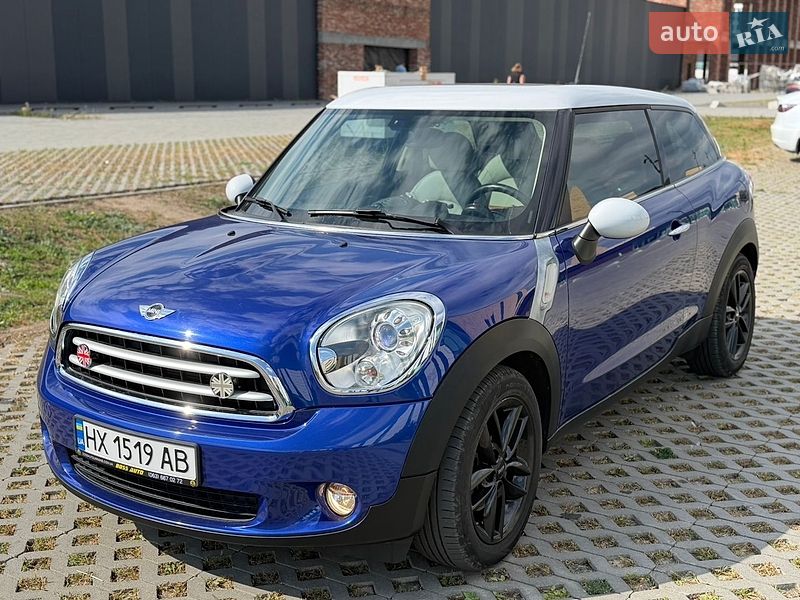 MINI Paceman