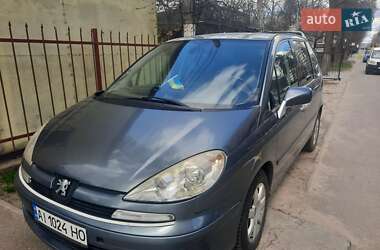 Характеристики Peugeot 807 Мінівен