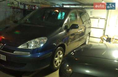 Характеристики Peugeot 807 Минивэн