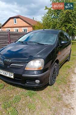 Характеристики Nissan Almera Tino Минивэн