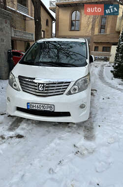 Характеристики Toyota Alphard Минивэн