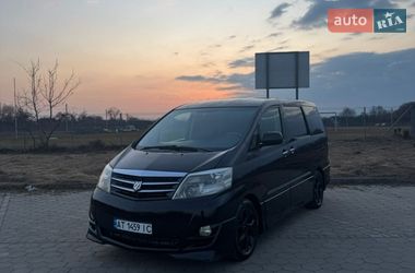 Характеристики Toyota Alphard Минивэн