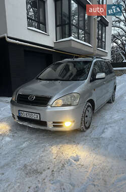 Характеристики Toyota Avensis Verso Минивэн