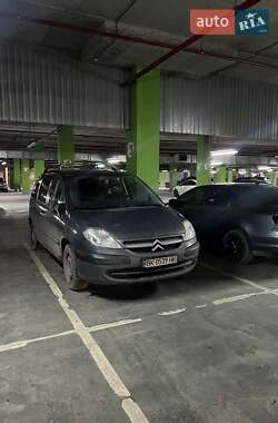 Характеристики Citroen C8 Минивэн