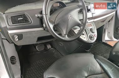 Характеристики Citroen C8 Минивэн