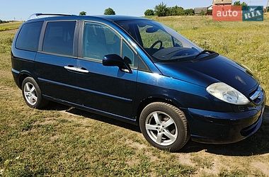 Характеристики Citroen C8 Минивэн