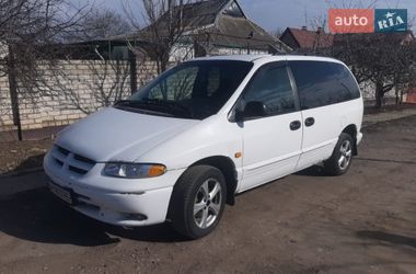 Характеристики Dodge Caravan Минивэн