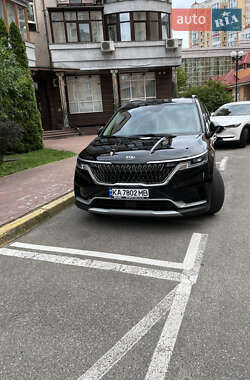 Характеристики Kia Carnival Минивэн