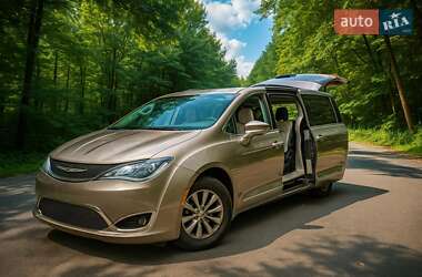 Цены Chrysler Минивэн