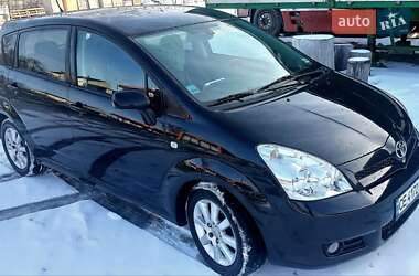 Характеристики Toyota Corolla Verso Мінівен