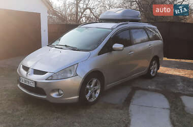 Характеристики Mitsubishi Grandis Минивэн