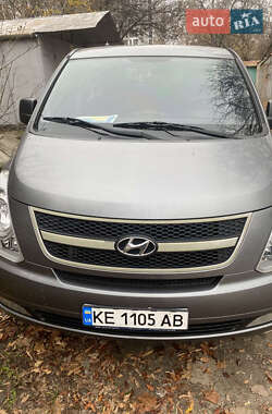 Цены Hyundai H-1 Минивэн