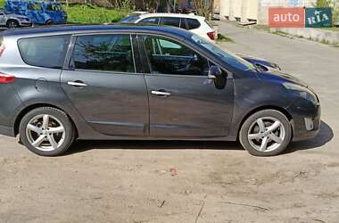 Характеристики Renault Megane Мінівен