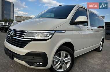 Характеристики Volkswagen Multivan Минивэн