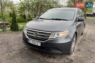 Характеристики Honda Odyssey Мінівен