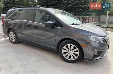 Характеристики Honda Odyssey Минивэн