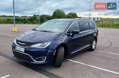 Характеристики Chrysler Pacifica Минивэн