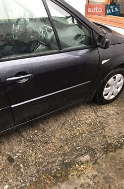 Ціни Renault Мінівен в Вараші