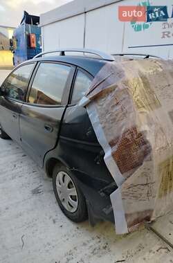 Характеристики Chevrolet Rezzo Мінівен