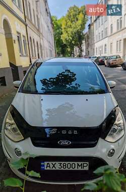 Характеристики Ford S-Max Мінівен
