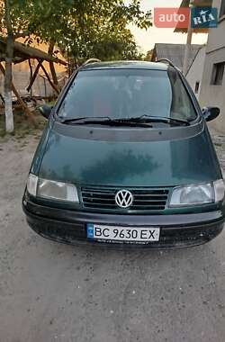 Характеристики Volkswagen Sharan Минивэн