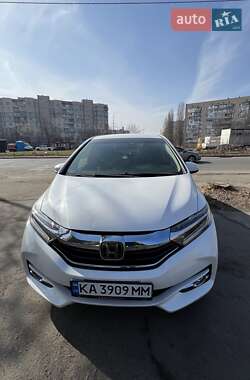 Характеристики Honda Shuttle Мінівен