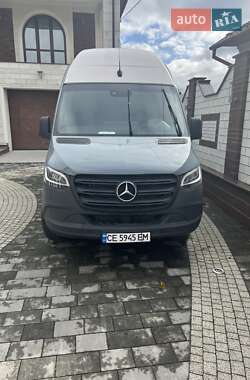 Характеристики Mercedes-Benz Sprinter Мінівен