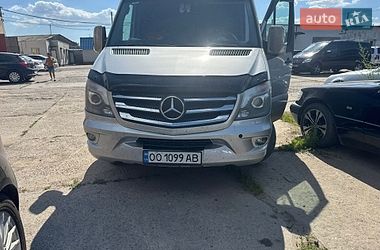 Характеристики Mercedes-Benz Sprinter Мінівен