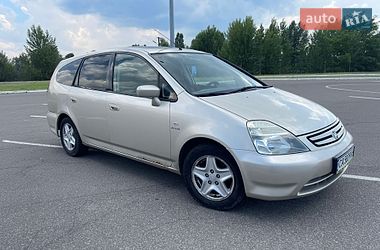 Характеристики Honda Stream Минивэн