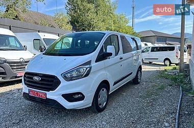 Характеристики Ford Transit Custom Мінівен