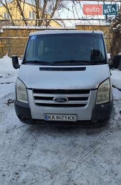 Характеристики Ford Transit Мінівен