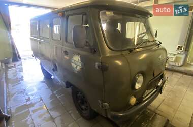 Ціни УАЗ Мінівен