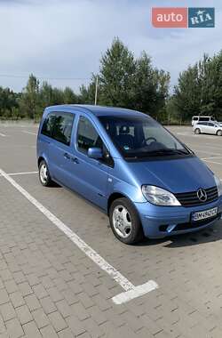 Характеристики Mercedes-Benz Vaneo Мінівен