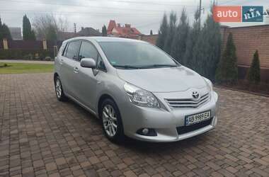 Характеристики Toyota Verso Мінівен